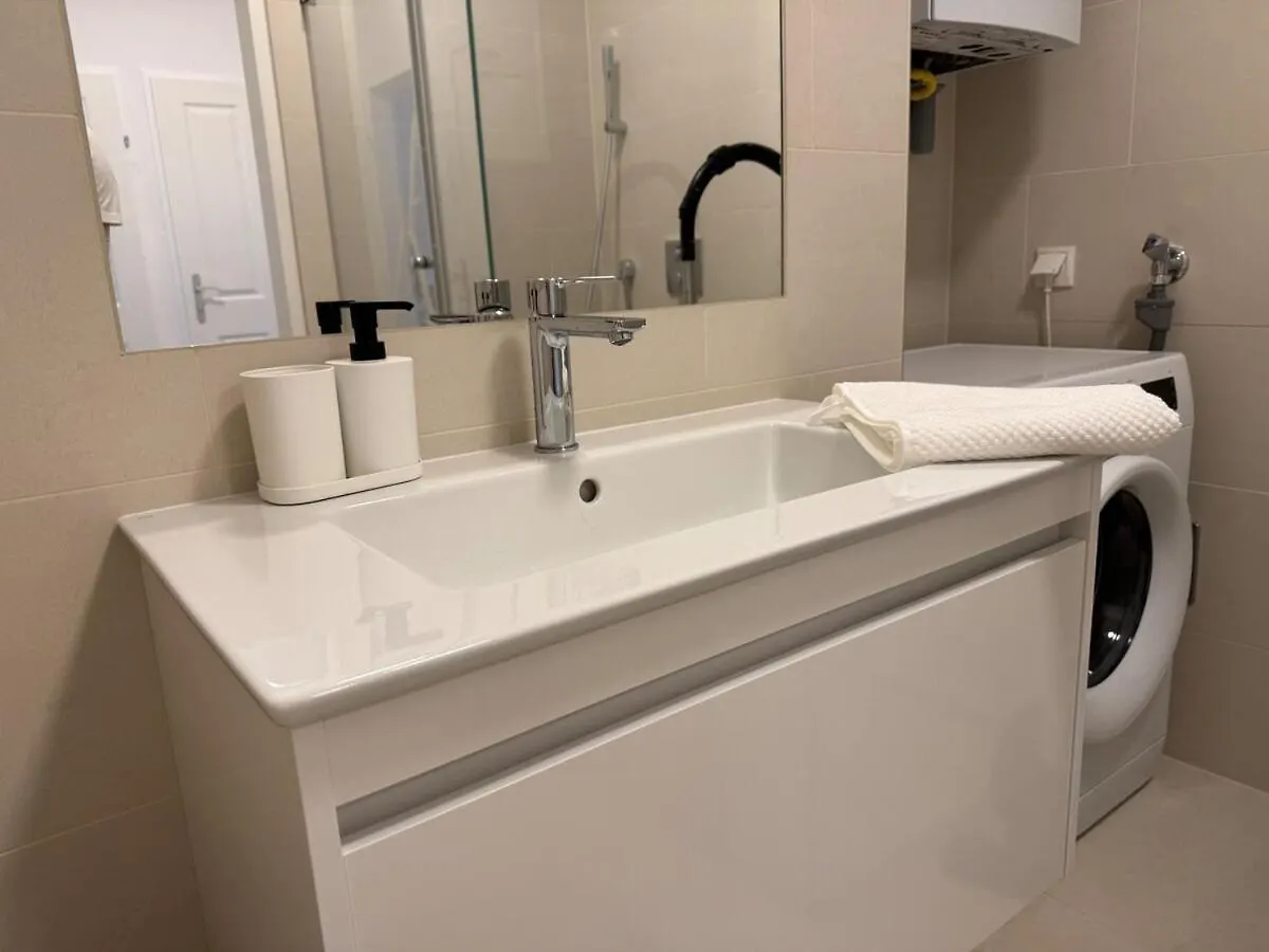 Train Station, Kahlenberg, Historic, Danube - Axara Housing Fhg 16 Apartment Vienna
