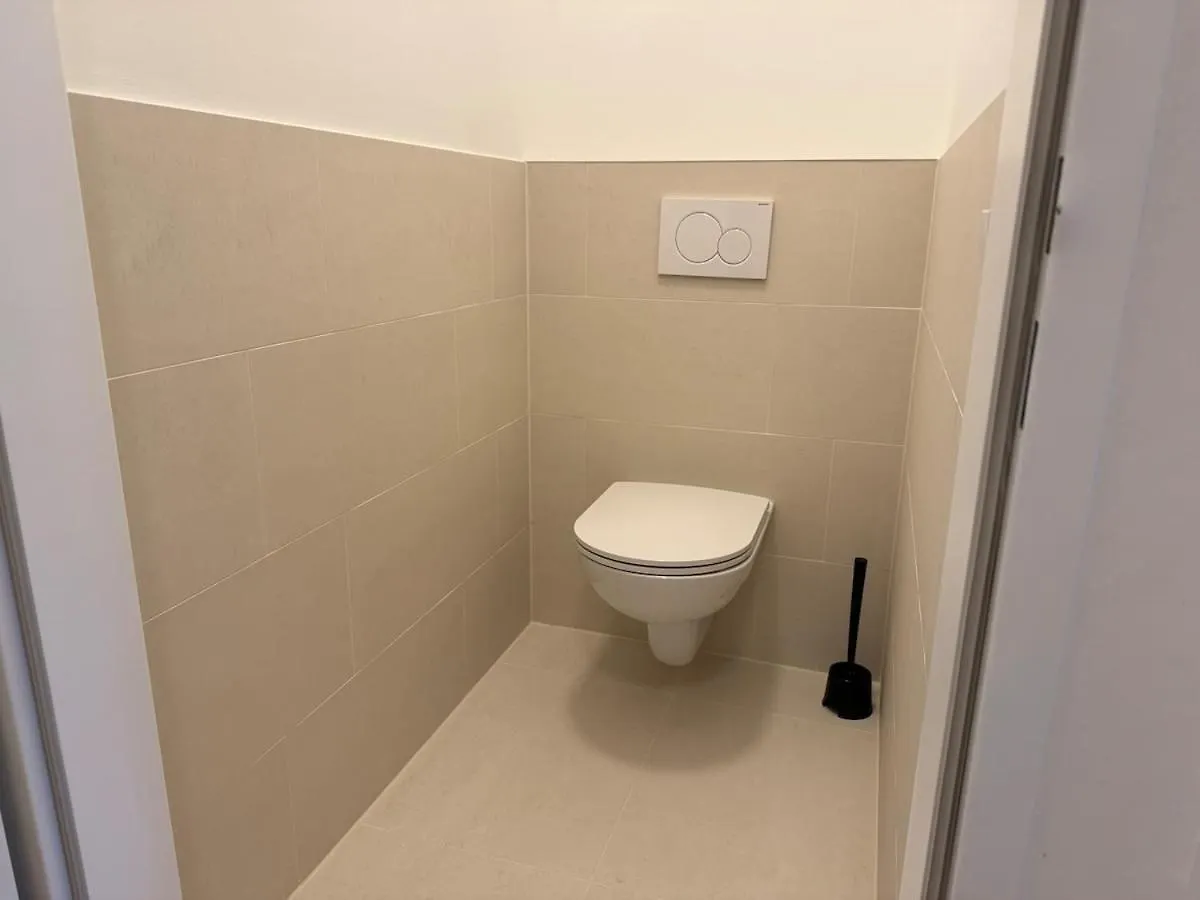 Train Station, Kahlenberg, Historic, Danube - Axara Housing Fhg 16 Apartment Vienna