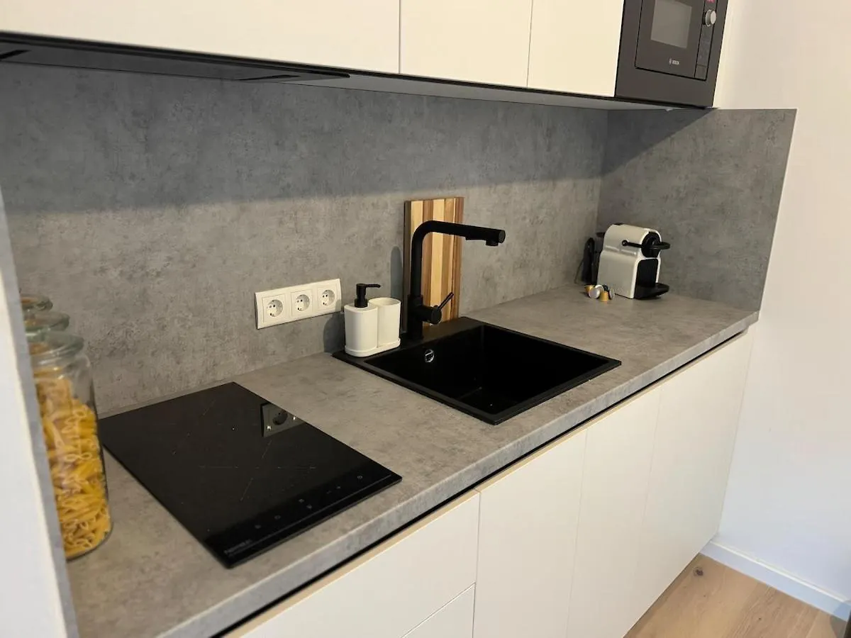 Train Station, Kahlenberg, Historic, Danube - Axara Housing Fhg 16 Apartment Viena